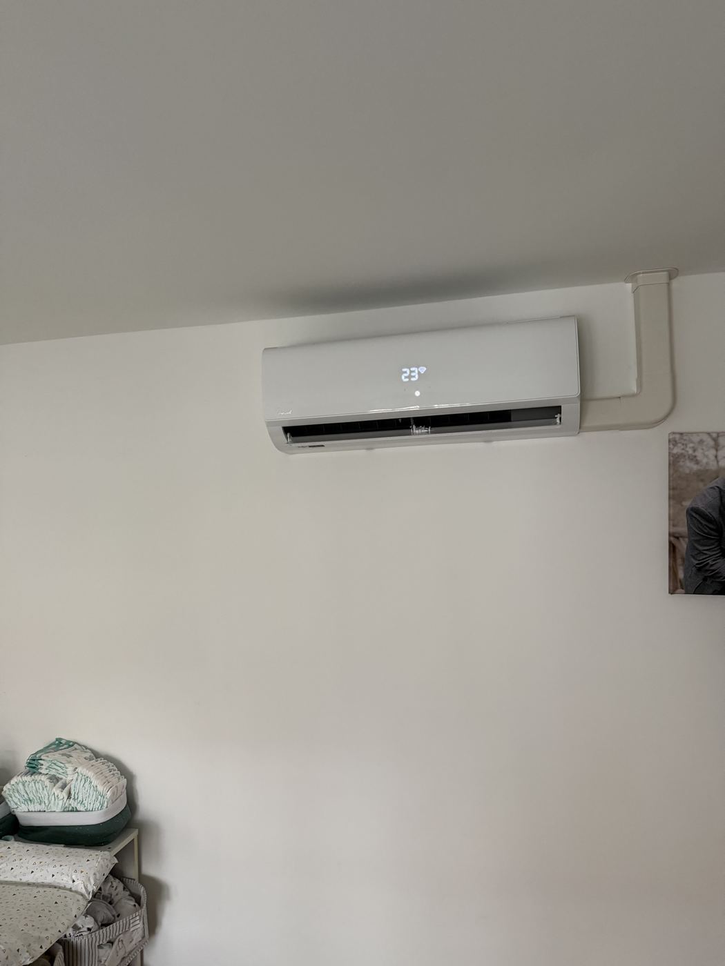 Climatisation Airwell dans une chambre