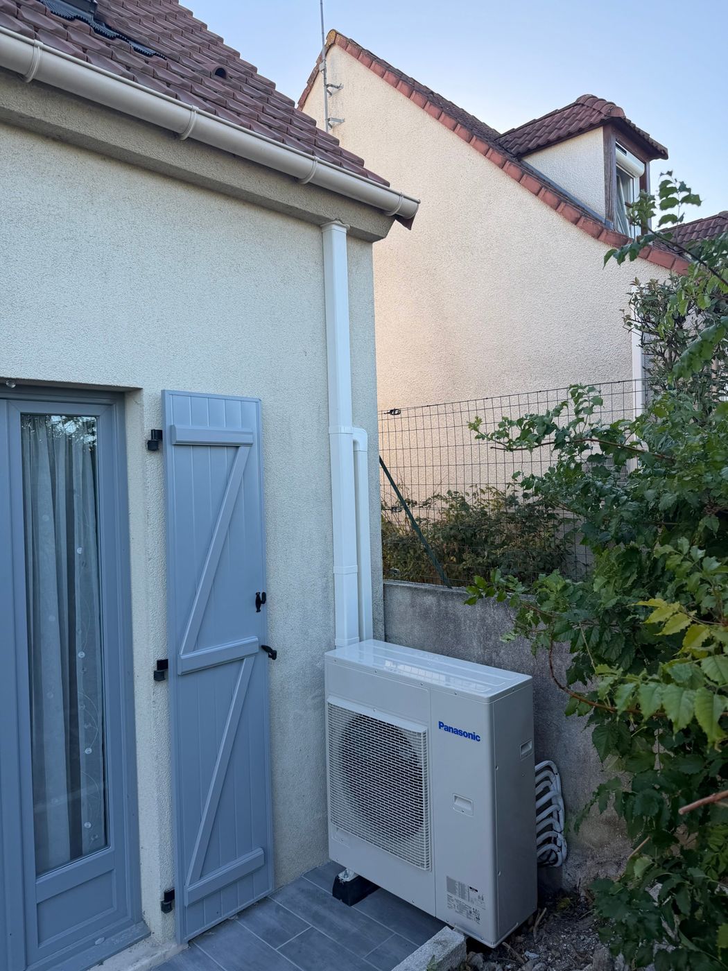 Groupe extérieur Panasonic multisplit sur plots